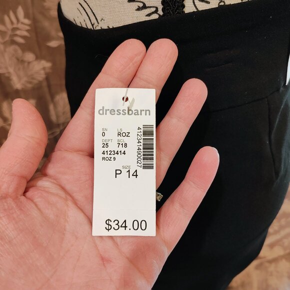 Roz & Ali Classic Fit Ankle Slacks, Size 14 Petite, New with Tags! - Picture 5 of 6